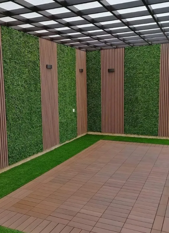 maintenance-free green wall